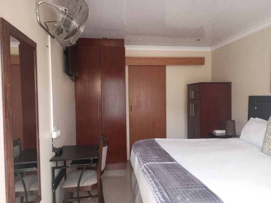 14 Bedroom Property for Sale in Haven Hills Eastern Cape